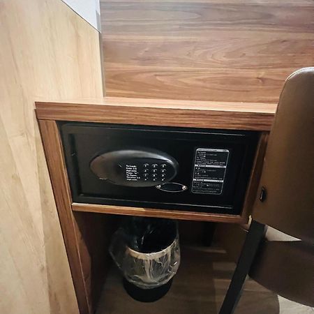 코디얼 호텔 담 스퀘어 암스테르담 외부 사진